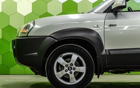 Hyundai Tucson III, 2006 год, 900 000 рублей, 9 фотография