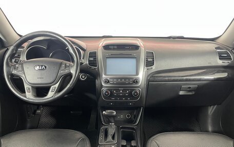 KIA Sorento II рестайлинг, 2016 год, 1 793 000 рублей, 13 фотография