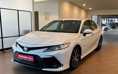 Toyota Camry, 2022 год, 3 900 000 рублей, 1 фотография
