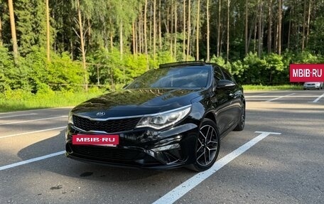 KIA Optima IV, 2018 год, 2 550 000 рублей, 8 фотография