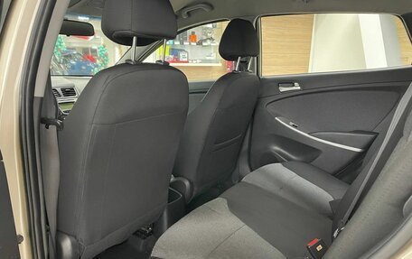 Hyundai Solaris II рестайлинг, 2014 год, 750 000 рублей, 17 фотография