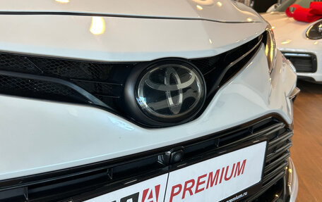 Toyota Camry, 2022 год, 3 900 000 рублей, 7 фотография