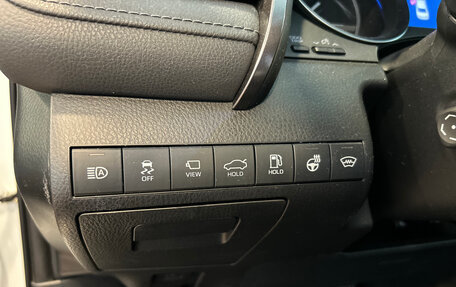 Toyota Camry, 2022 год, 3 900 000 рублей, 17 фотография