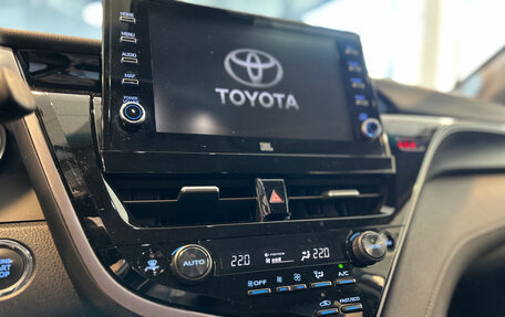 Toyota Camry, 2022 год, 3 900 000 рублей, 19 фотография