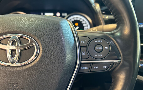 Toyota Camry, 2022 год, 3 900 000 рублей, 21 фотография