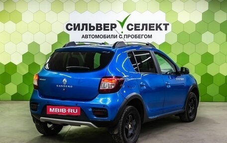 Renault Sandero II рестайлинг, 2018 год, 895 700 рублей, 2 фотография