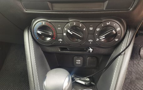 Mazda Demio IV, 2017 год, 1 050 000 рублей, 9 фотография