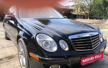 Mercedes-Benz E-Класс, 2004 год, 790 000 рублей, 2 фотография