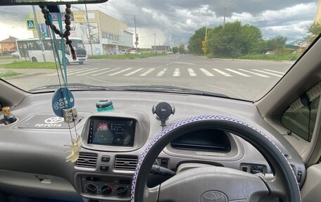 Toyota Corolla Spacio II, 2001 год, 400 000 рублей, 13 фотография