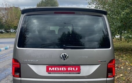 Volkswagen Caravelle T6 рестайлинг, 2021 год, 5 600 000 рублей, 2 фотография