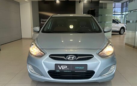 Hyundai Solaris II рестайлинг, 2011 год, 835 000 рублей, 2 фотография