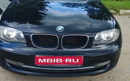 BMW 1 серия, 2011 год, 890 000 рублей, 4 фотография