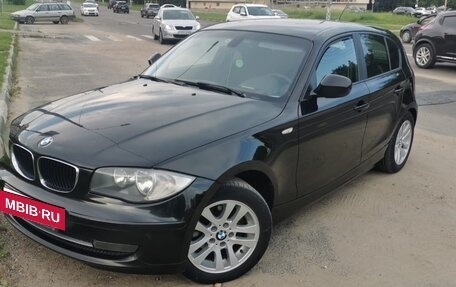BMW 1 серия, 2011 год, 890 000 рублей, 2 фотография
