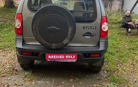 Chevrolet Niva I рестайлинг, 2016 год, 650 000 рублей, 5 фотография