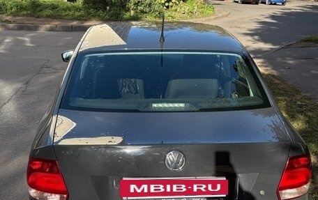 Volkswagen Polo VI (EU Market), 2015 год, 800 000 рублей, 3 фотография