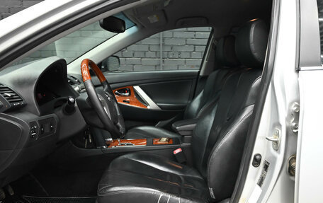 Toyota Camry, 2008 год, 1 100 000 рублей, 18 фотография