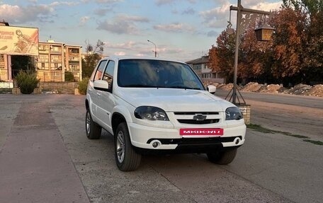 Chevrolet Niva I рестайлинг, 2016 год, 750 000 рублей, 5 фотография