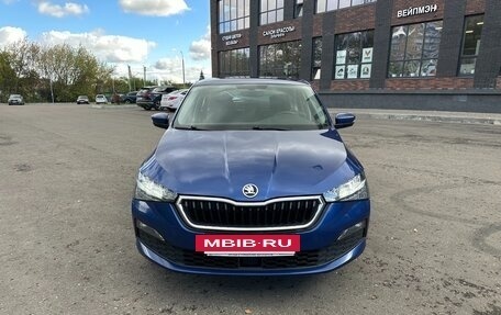 Skoda Rapid II, 2021 год, 1 750 000 рублей, 2 фотография
