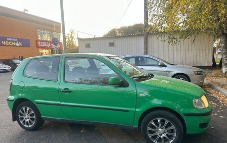 Volkswagen Polo III рестайлинг, 2001 год, 380 000 рублей, 3 фотография