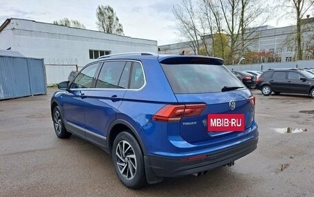 Volkswagen Tiguan II, 2018 год, 2 200 000 рублей, 8 фотография