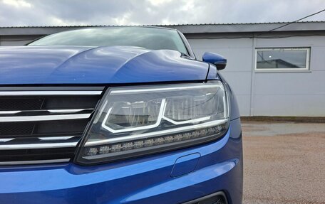 Volkswagen Tiguan II, 2018 год, 2 200 000 рублей, 21 фотография