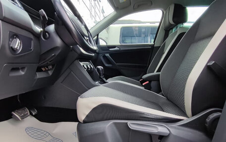 Volkswagen Tiguan II, 2020 год, 2 690 000 рублей, 11 фотография