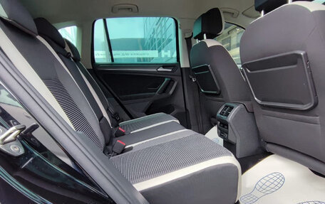 Volkswagen Tiguan II, 2020 год, 2 690 000 рублей, 13 фотография