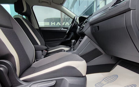 Volkswagen Tiguan II, 2020 год, 2 690 000 рублей, 14 фотография