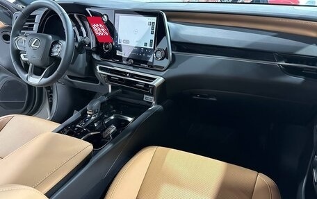 Lexus RX IV рестайлинг, 2025 год, 7 550 000 рублей, 14 фотография