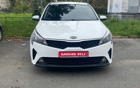 KIA Rio IV, 2020 год, 1 350 000 рублей, 1 фотография