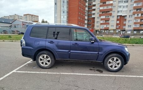 Mitsubishi Pajero IV, 2006 год, 900 000 рублей, 4 фотография