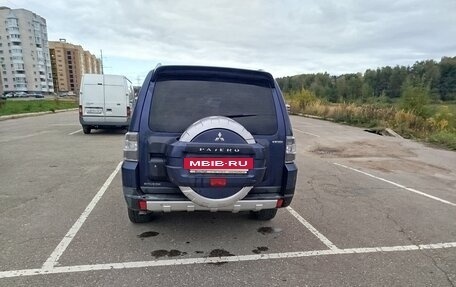 Mitsubishi Pajero IV, 2006 год, 900 000 рублей, 2 фотография