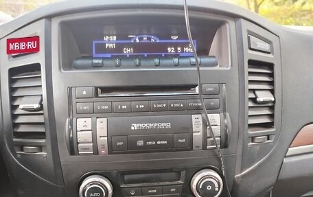 Mitsubishi Pajero IV, 2006 год, 900 000 рублей, 11 фотография