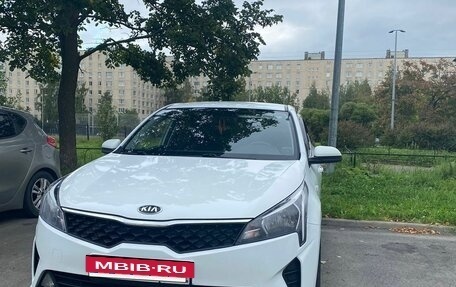 KIA Rio IV, 2020 год, 1 350 000 рублей, 4 фотография