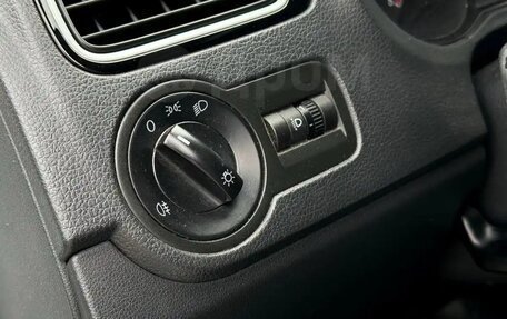 Volkswagen Polo VI (EU Market), 2018 год, 930 000 рублей, 17 фотография