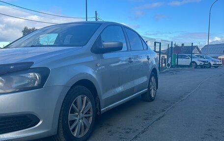 Volkswagen Polo VI (EU Market), 2015 год, 800 000 рублей, 2 фотография