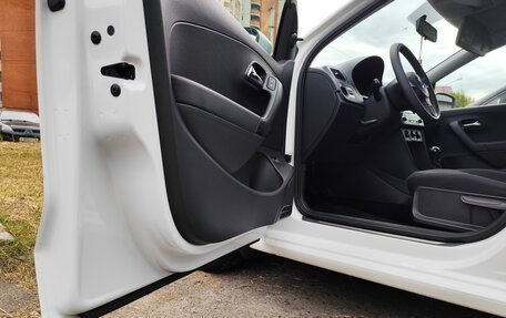 Volkswagen Polo VI (EU Market), 2014 год, 896 000 рублей, 15 фотография
