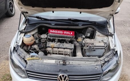 Volkswagen Polo VI (EU Market), 2014 год, 896 000 рублей, 26 фотография
