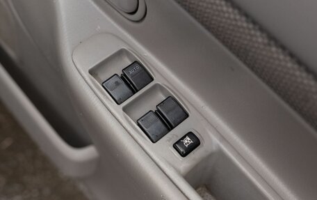 Mazda Demio III (DE), 2002 год, 200 000 рублей, 15 фотография