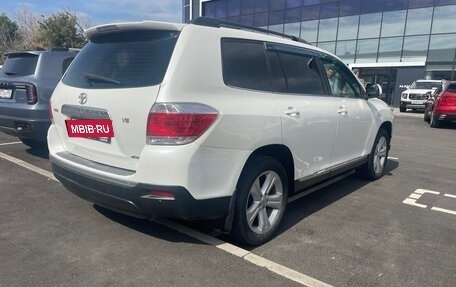 Toyota Highlander III, 2012 год, 2 100 000 рублей, 5 фотография