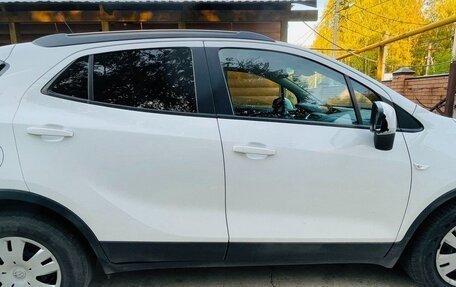 Opel Mokka I, 2015 год, 899 999 рублей, 3 фотография