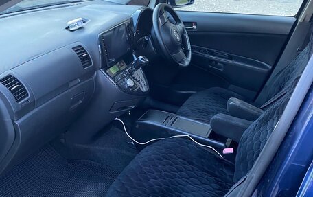 Toyota Wish II, 2006 год, 855 000 рублей, 7 фотография