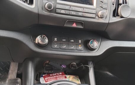 KIA Sportage III, 2011 год, 1 300 000 рублей, 3 фотография