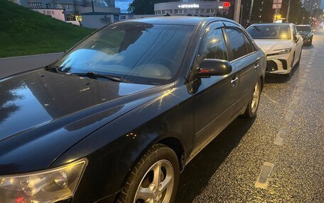 Hyundai Sonata VI, 2007 год, 950 000 рублей, 3 фотография