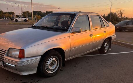 Opel Kadett E рестайлинг, 1986 год, 165 555 рублей, 2 фотография