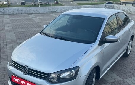 Volkswagen Polo VI (EU Market), 2014 год, 855 000 рублей, 1 фотография