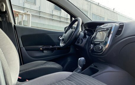 Renault Kaptur I рестайлинг, 2018 год, 1 365 000 рублей, 2 фотография