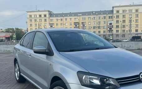 Volkswagen Polo VI (EU Market), 2014 год, 855 000 рублей, 2 фотография