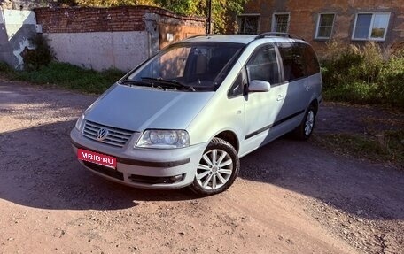 Volkswagen Sharan I рестайлинг, 2002 год, 290 000 рублей, 1 фотография
