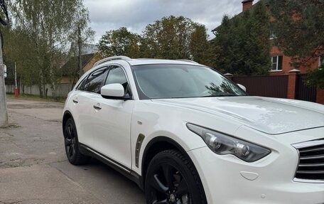 Infiniti FX II, 2011 год, 1 700 000 рублей, 2 фотография